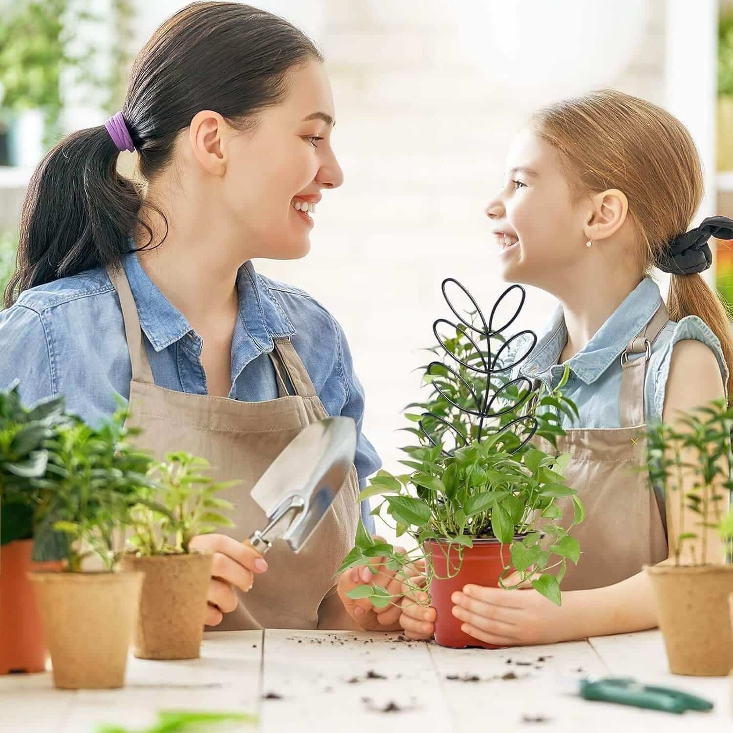 Fun Leaf Shaped Trellis